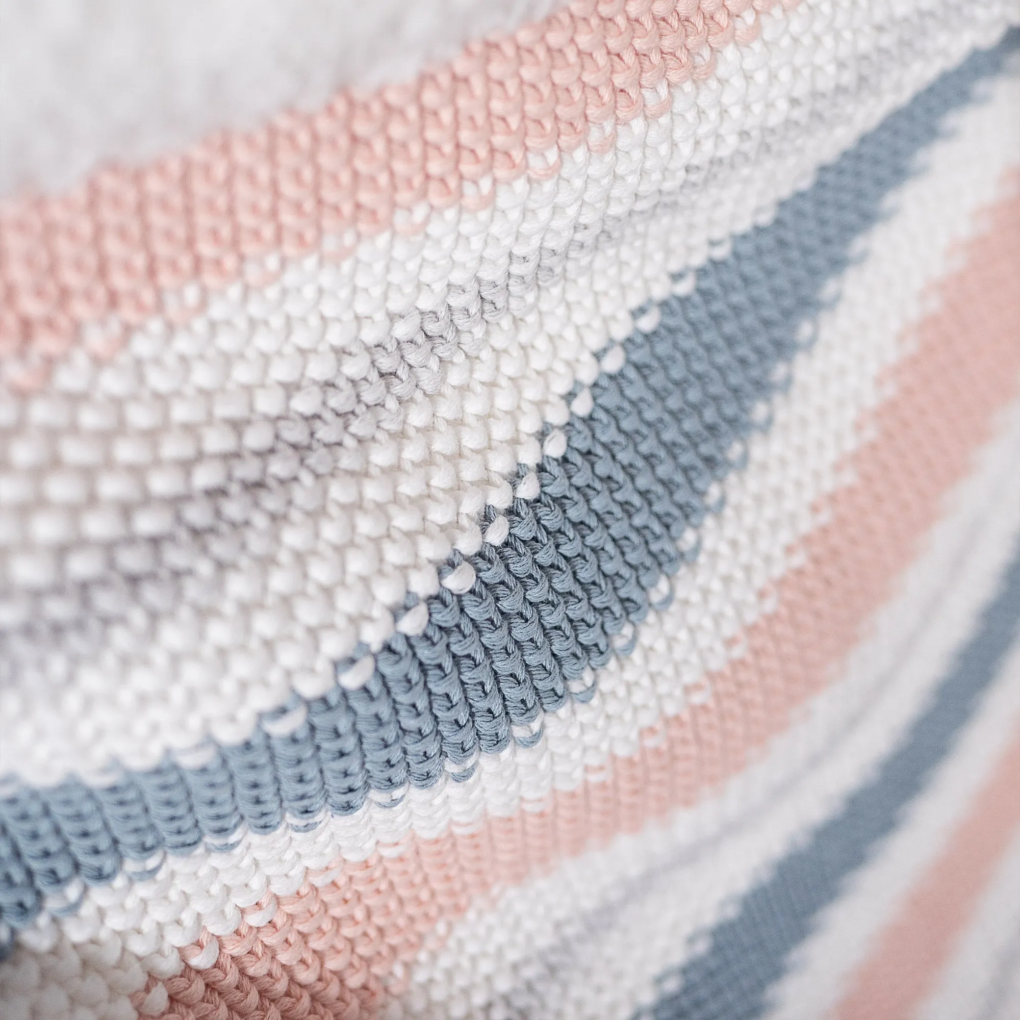 Couverture / Plaid - Tricoté Rayure Pastel