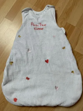Gigoteuse blanche 0-6 mois - Mes Petits Cailloux - Naissance - 0 mois  | Beebs